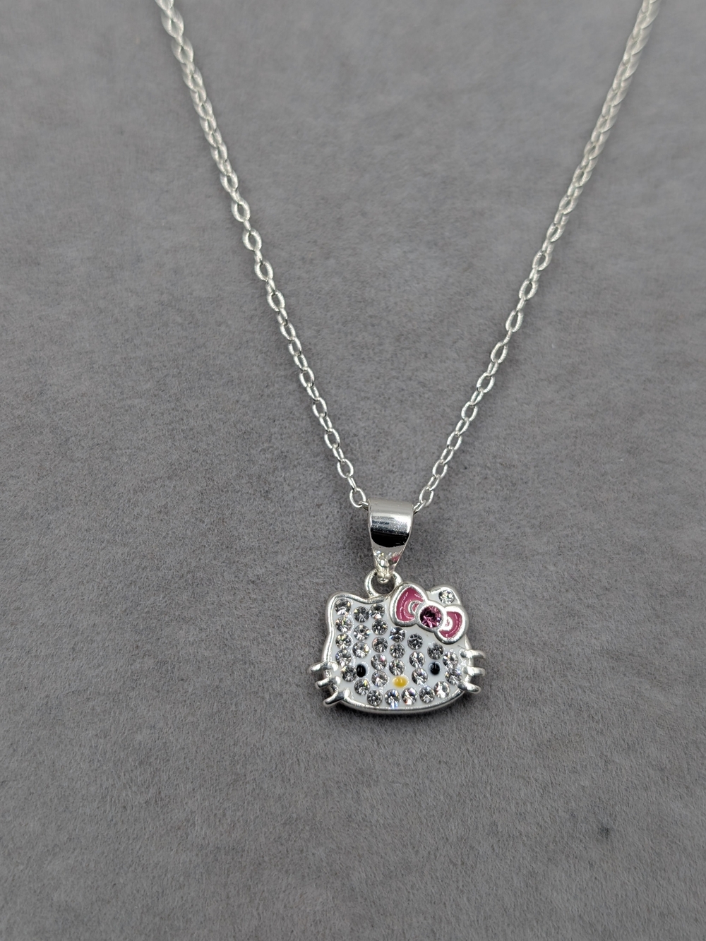 Sanrio Hello Kitty 925 Sterling Silver Crystal Necklace Pink Bow | M323